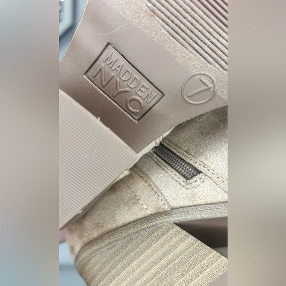 Madden NYC Rhinestone Western Cowboy Boots Tan Suede Cowgirl Boots Size 7 Bling - Picture 4 of 5